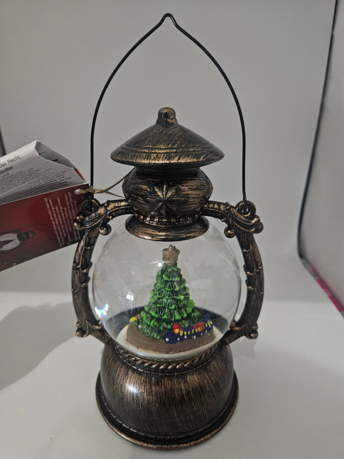 LED Laterne Schneekugel Tannenbaum Bronze Deko