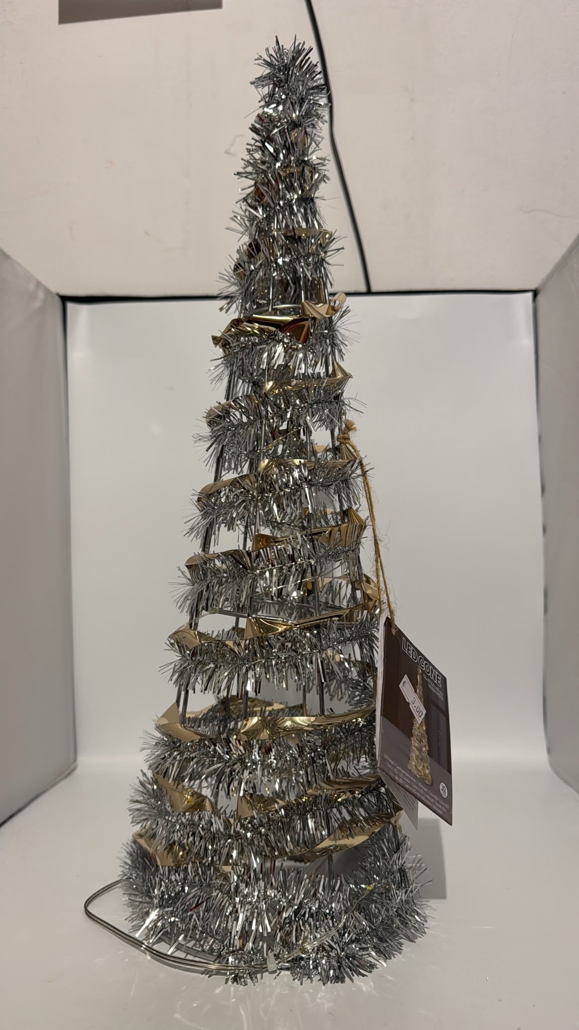 LED Kegelbaum Silber 45cm Weihnachtsbaum Deko Lametta Kegel