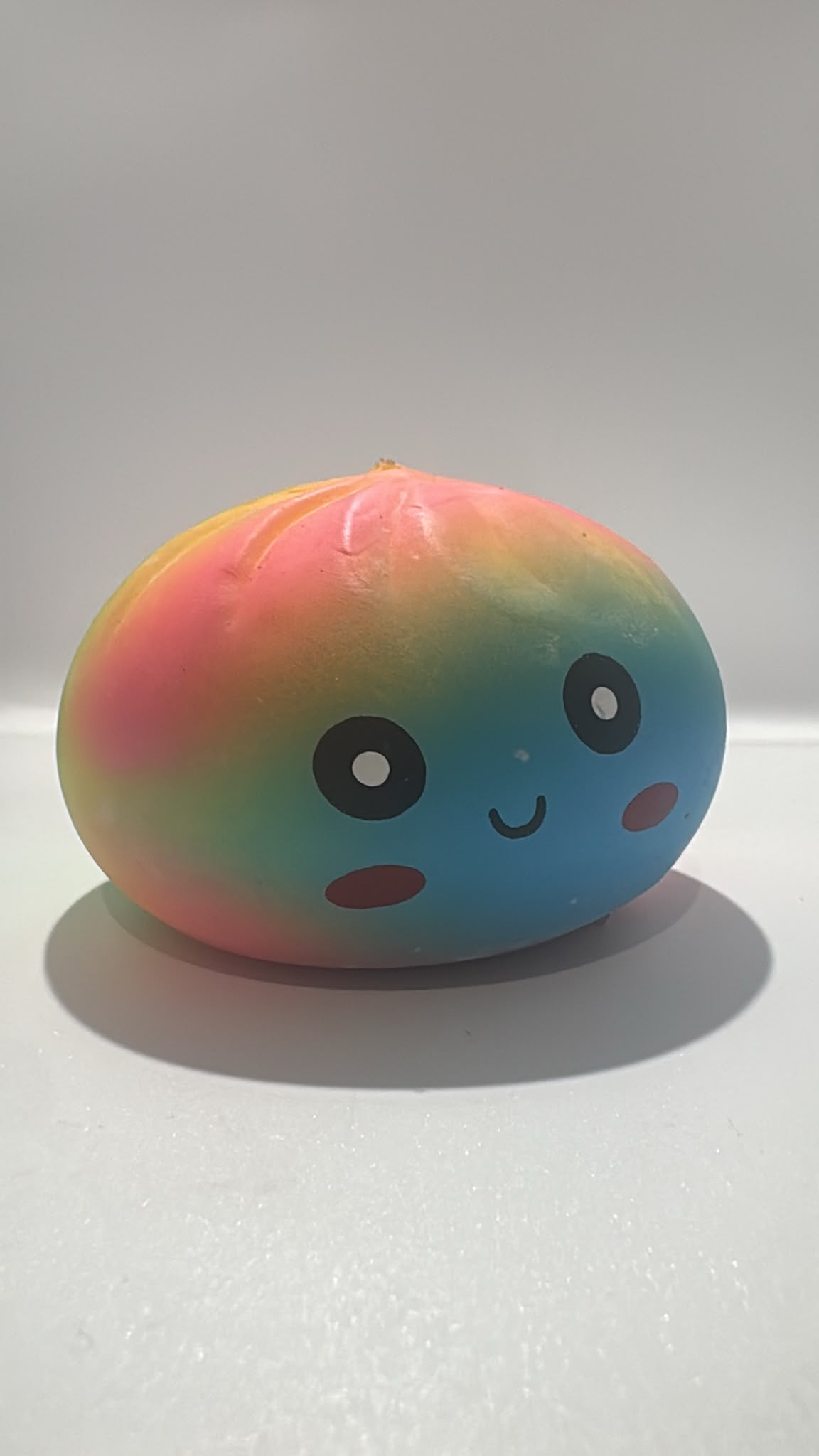 Rainbow Mystery Dumpling 8,5 cm Squishy Hype Toy