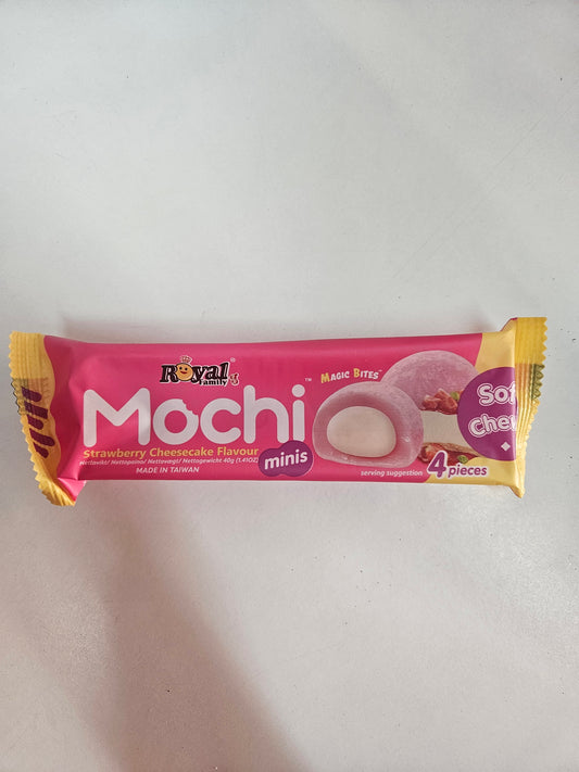 Royal Family Mochi Strawberry Cheesecake Minis 40g